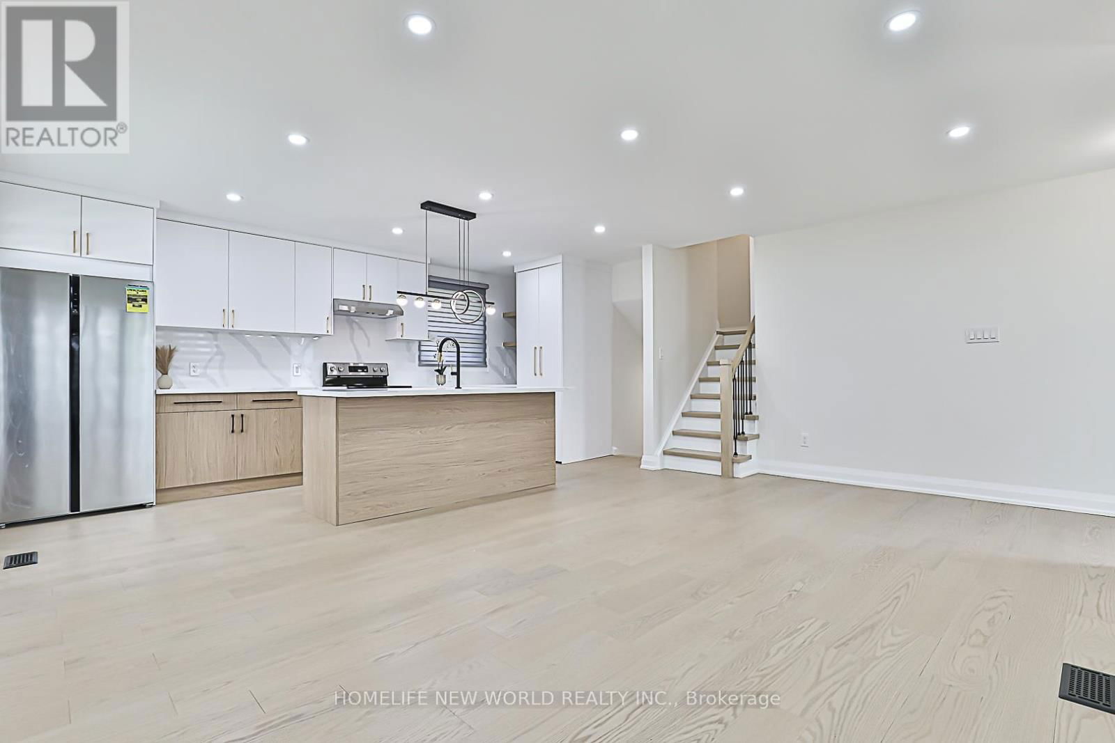 20 LADYWOOD DRIVE Image 6