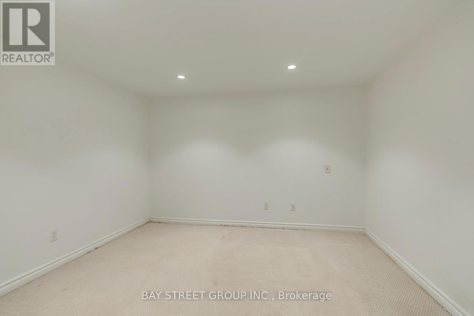130 ALL SAINTS CRESCENT Image 41