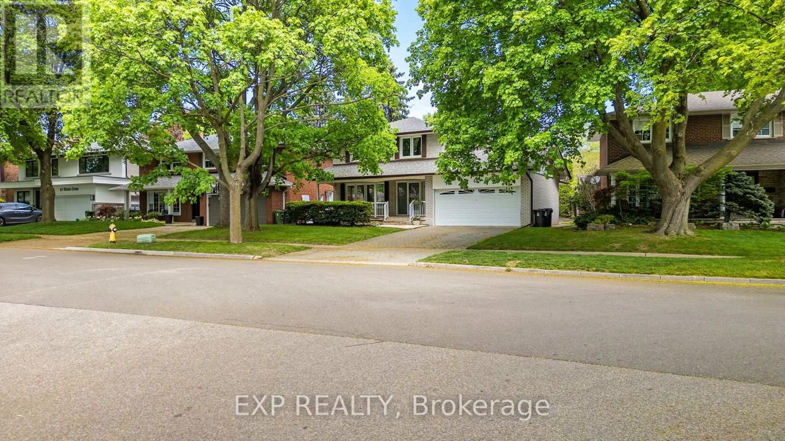 69 PETTIT DRIVE Image 34
