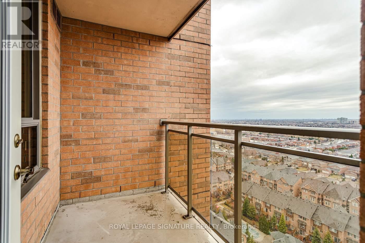 1707 - 55 STRATHAVEN DRIVE Image 18