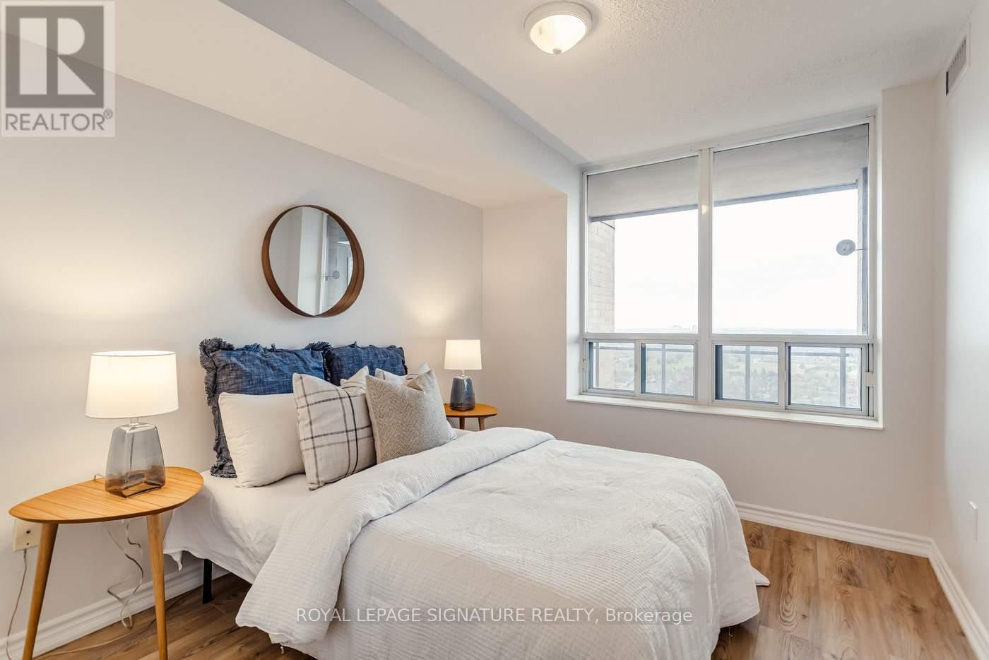 1707 - 55 STRATHAVEN DRIVE Image 25