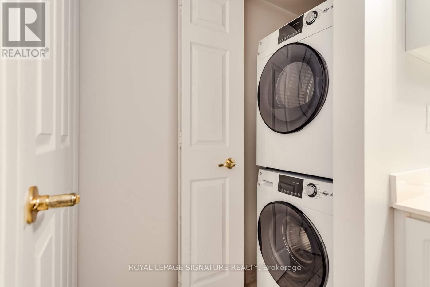 1707 - 55 STRATHAVEN DRIVE Image 27