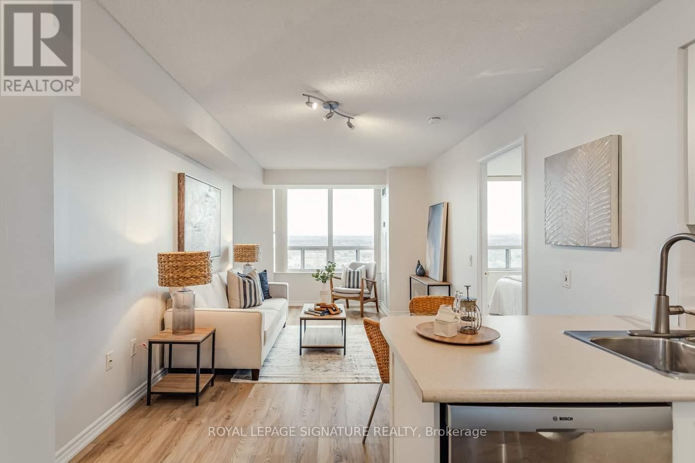 1707 - 55 STRATHAVEN DRIVE Image 9
