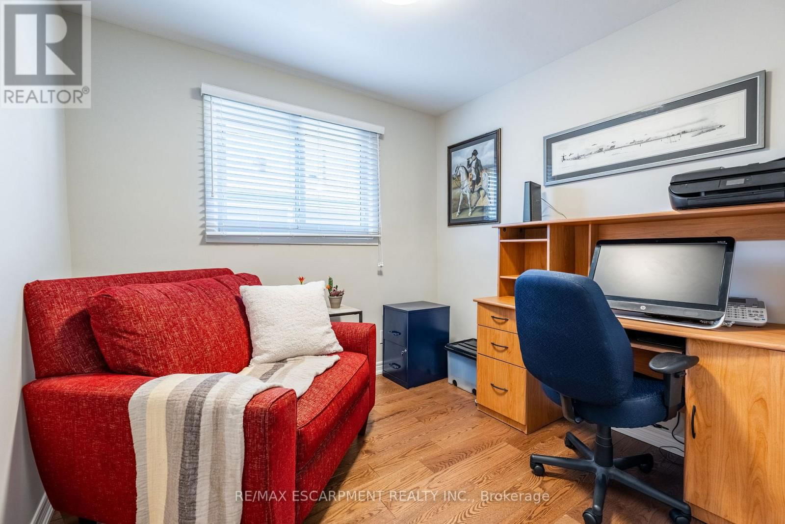 648 THORNWOOD AVENUE Image 21