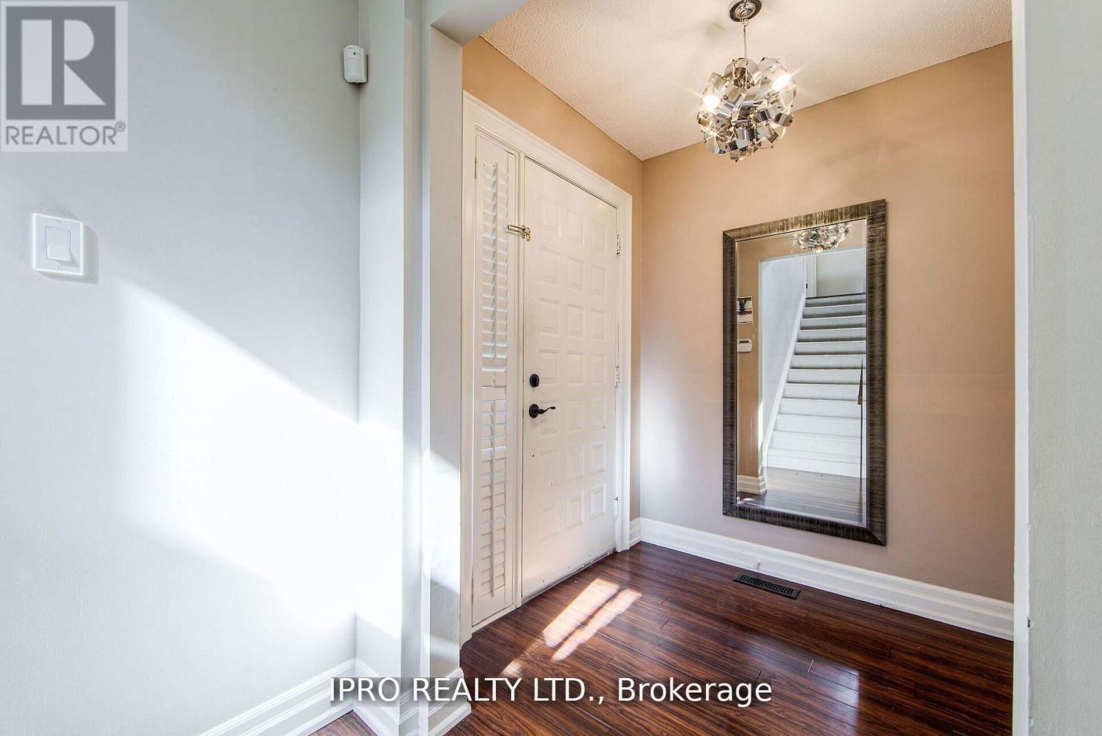 4193 POWDERHORN CRESCENT Image 4
