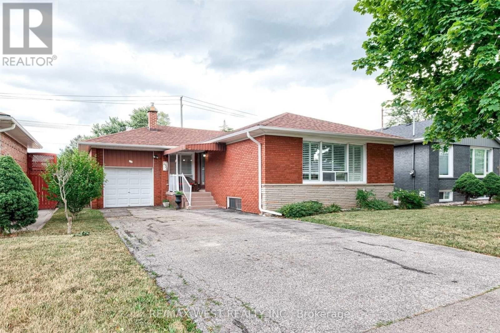 134 SABRINA DRIVE Image 2