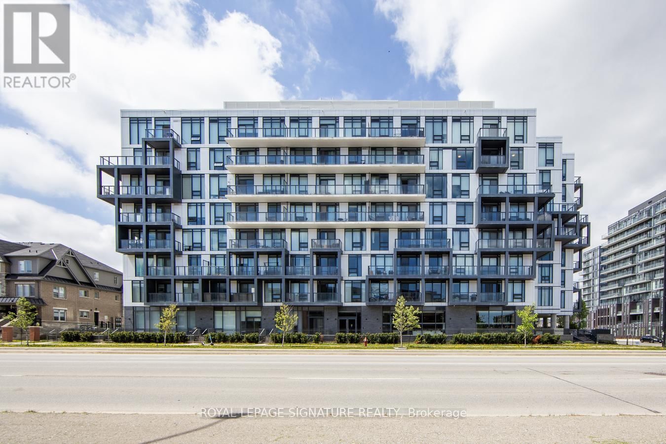 703 - 180 VETERANS DRIVE Image 2