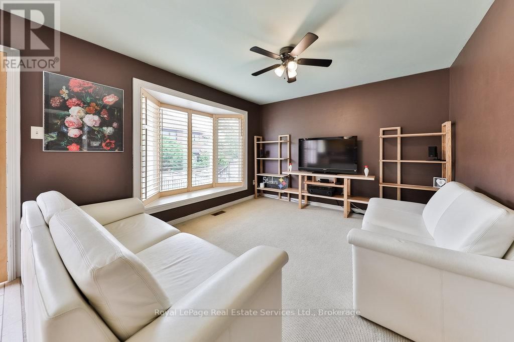 1332 SAGEWOOD CRESCENT Image 10