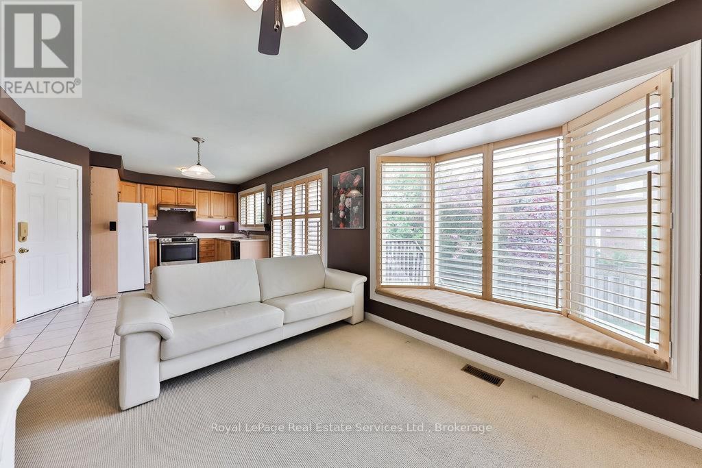 1332 SAGEWOOD CRESCENT Image 14