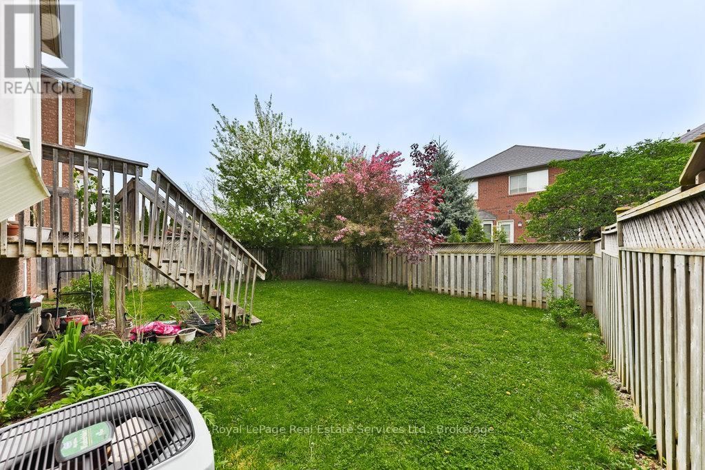1332 SAGEWOOD CRESCENT Image 30