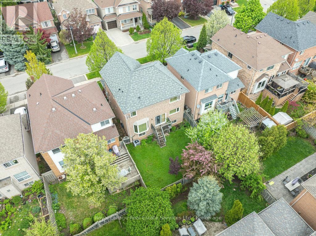 1332 SAGEWOOD CRESCENT Image 39