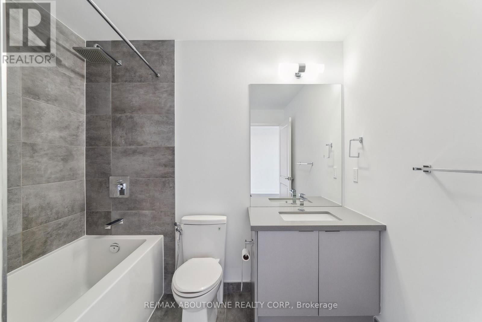 1605 - 297 OAK WALK DRIVE Image 14