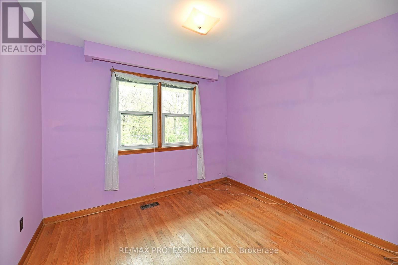 40 WESTMOUNT PARK ROAD Image 17
