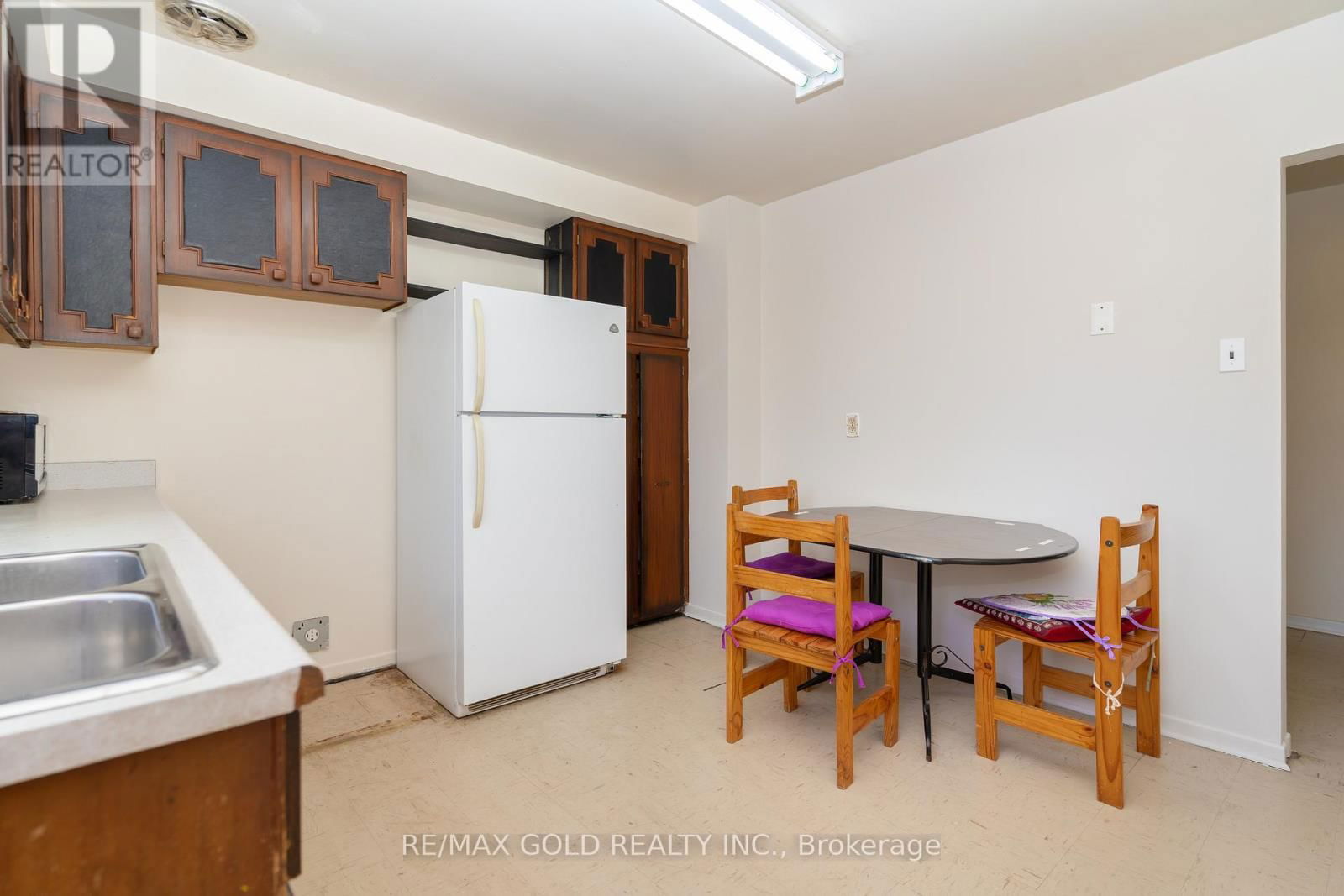 22 DALRAITH CRESCENT Image 10