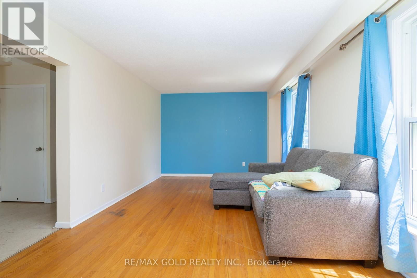 22 DALRAITH CRESCENT Image 7