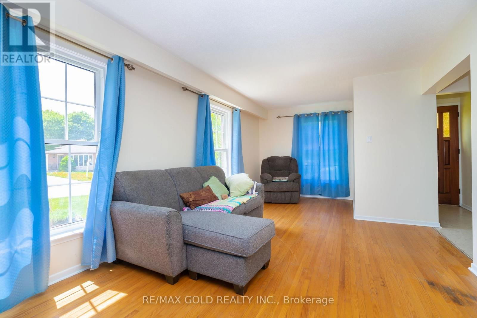 22 DALRAITH CRESCENT Image 8
