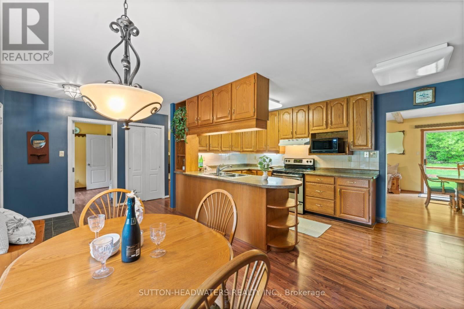 265 DOMINION STREET EAST Image 10