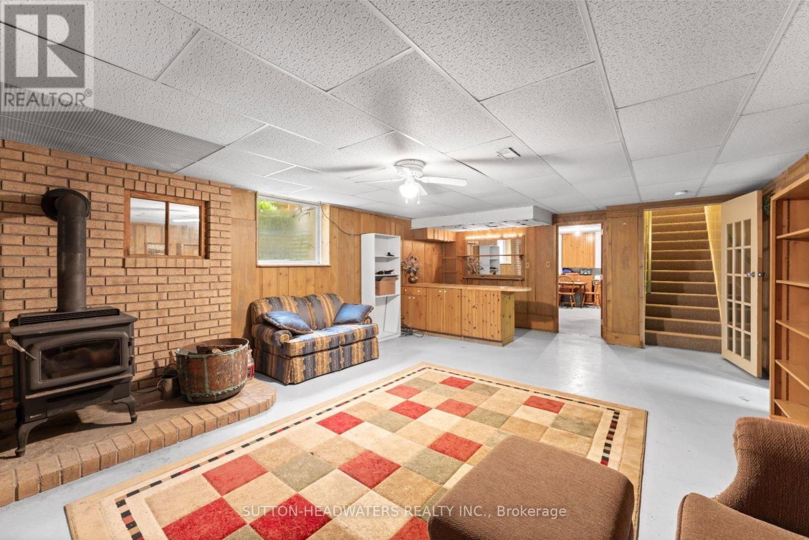 265 DOMINION STREET EAST Image 32