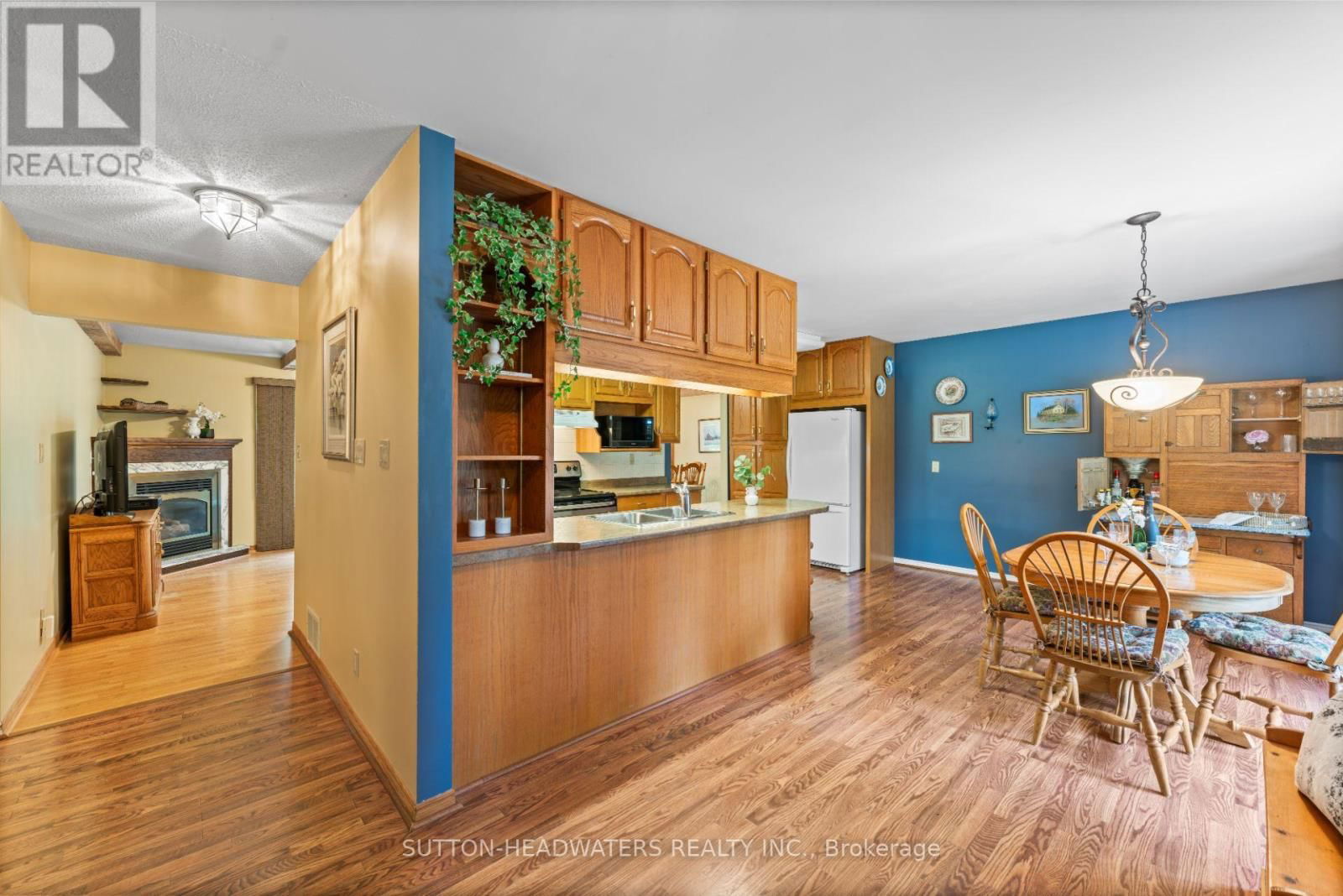 265 DOMINION STREET EAST Image 8