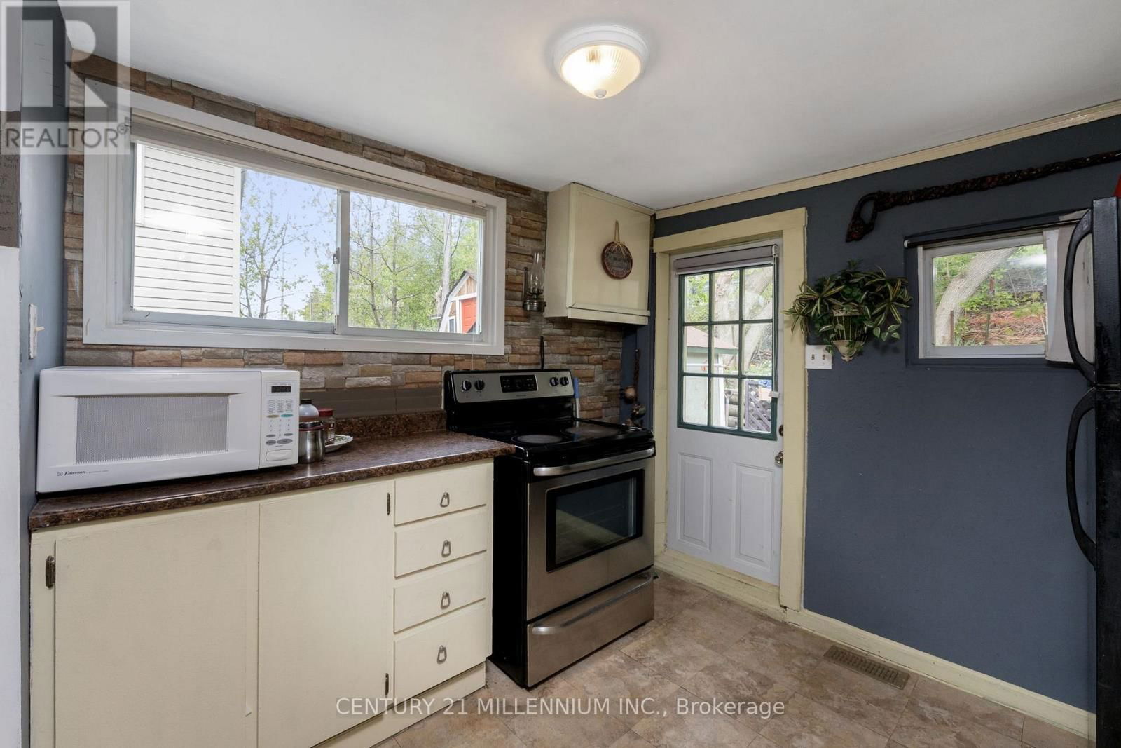 13 OLD PAVILION ROAD Image 20