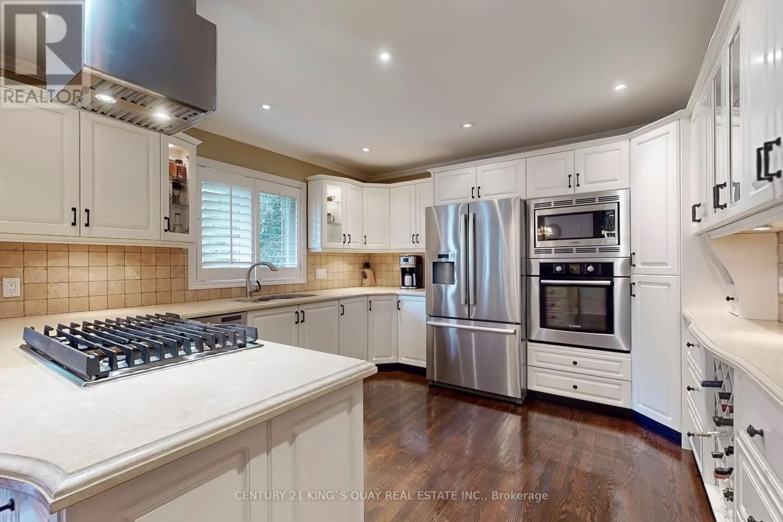 110 CRAWFORD CRESCENT Image 12