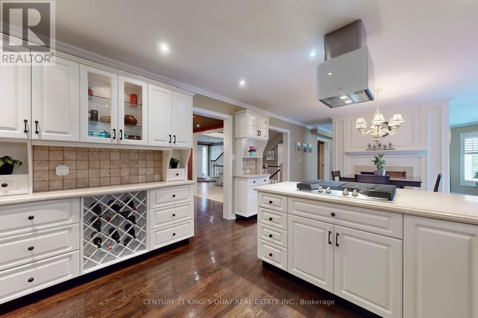 110 CRAWFORD CRESCENT Image 14