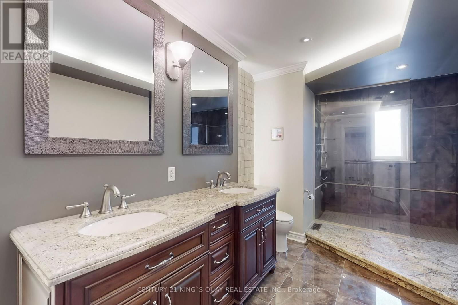 110 CRAWFORD CRESCENT Image 32