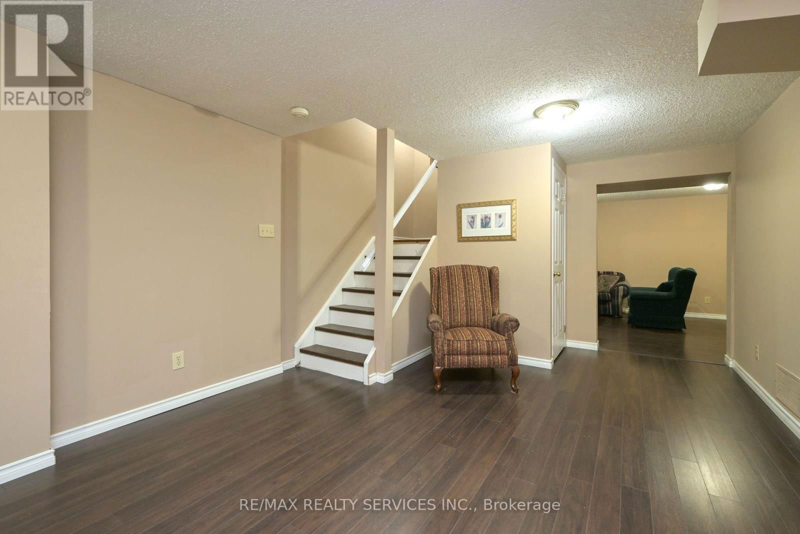 68 PRINCETON TERRACE Image 25