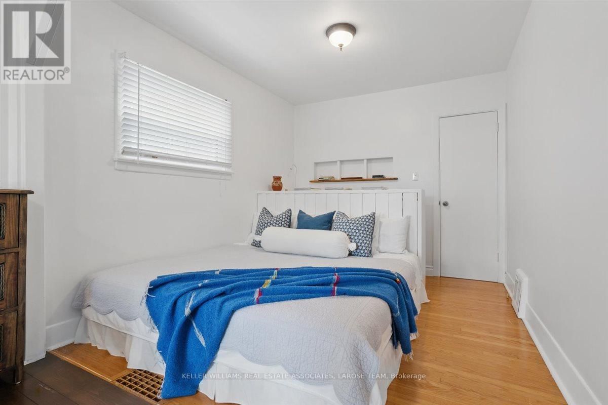 309 FELAN AVENUE Image 23