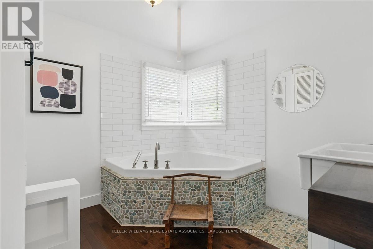 309 FELAN AVENUE Image 27
