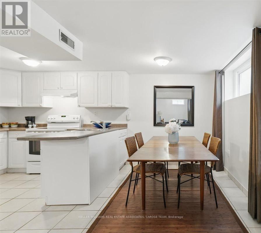 309 FELAN AVENUE Image 37