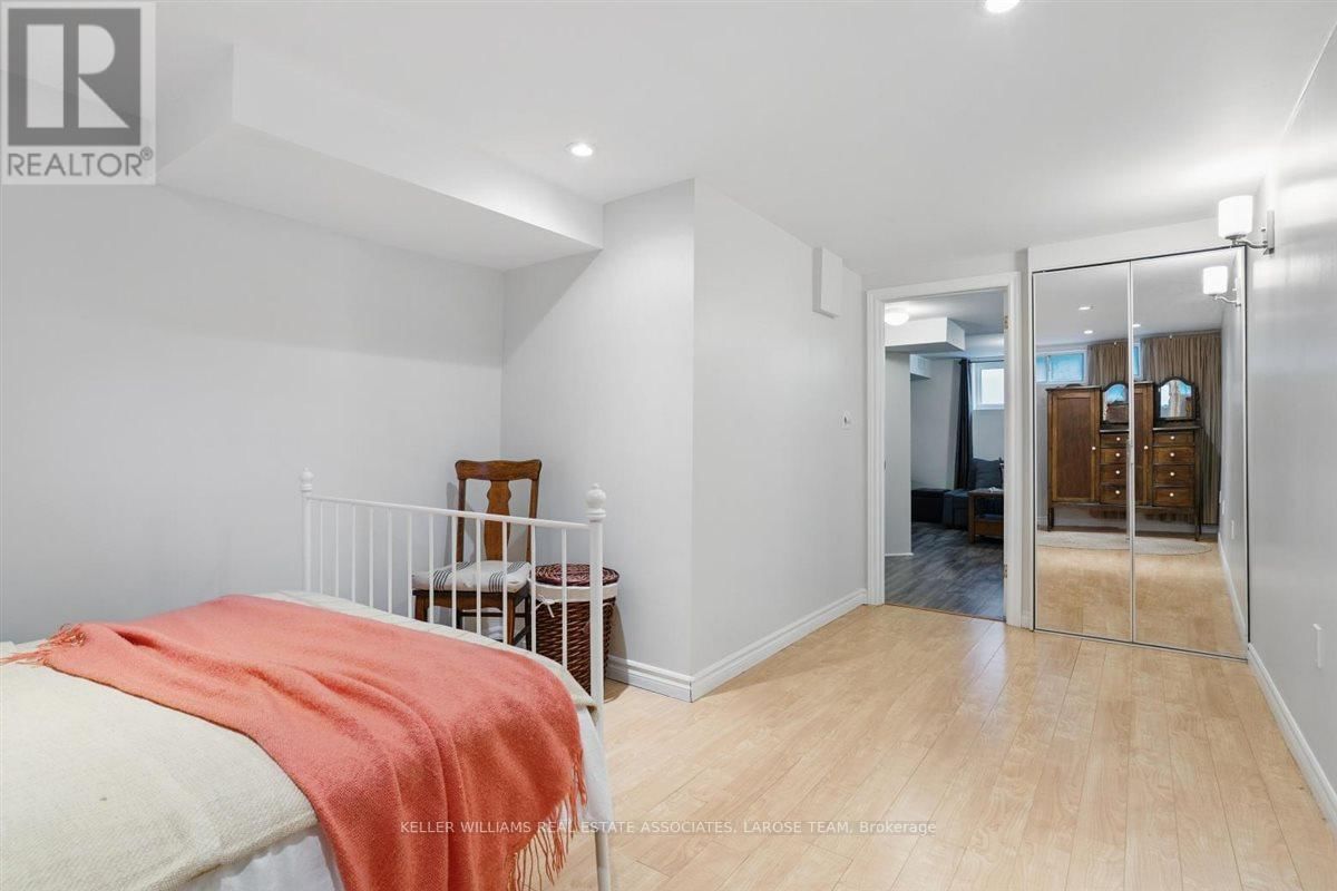 309 FELAN AVENUE Image 40