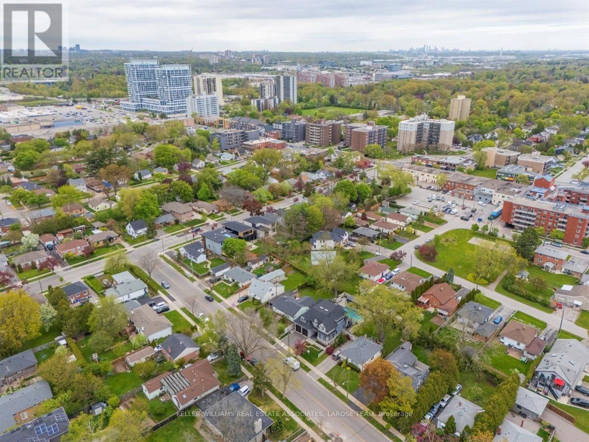 309 FELAN AVENUE Image 48