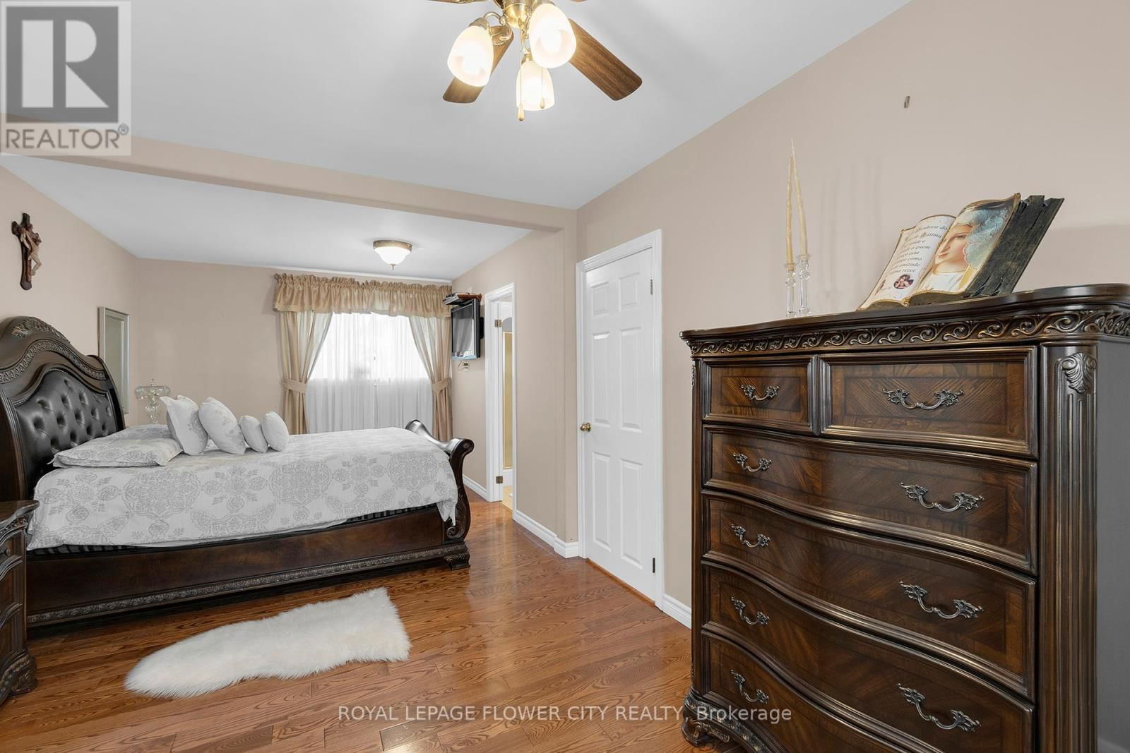 13 BAIRSTOW CRESCENT Image 16