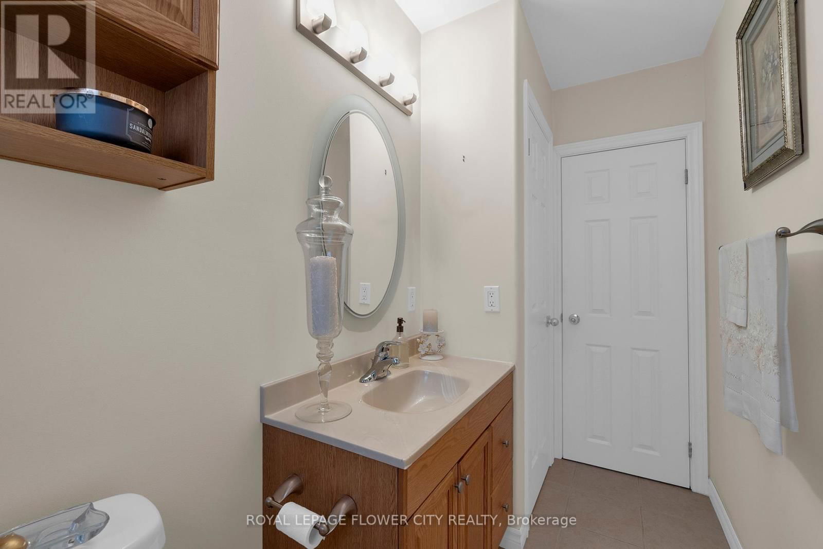 13 BAIRSTOW CRESCENT Image 24