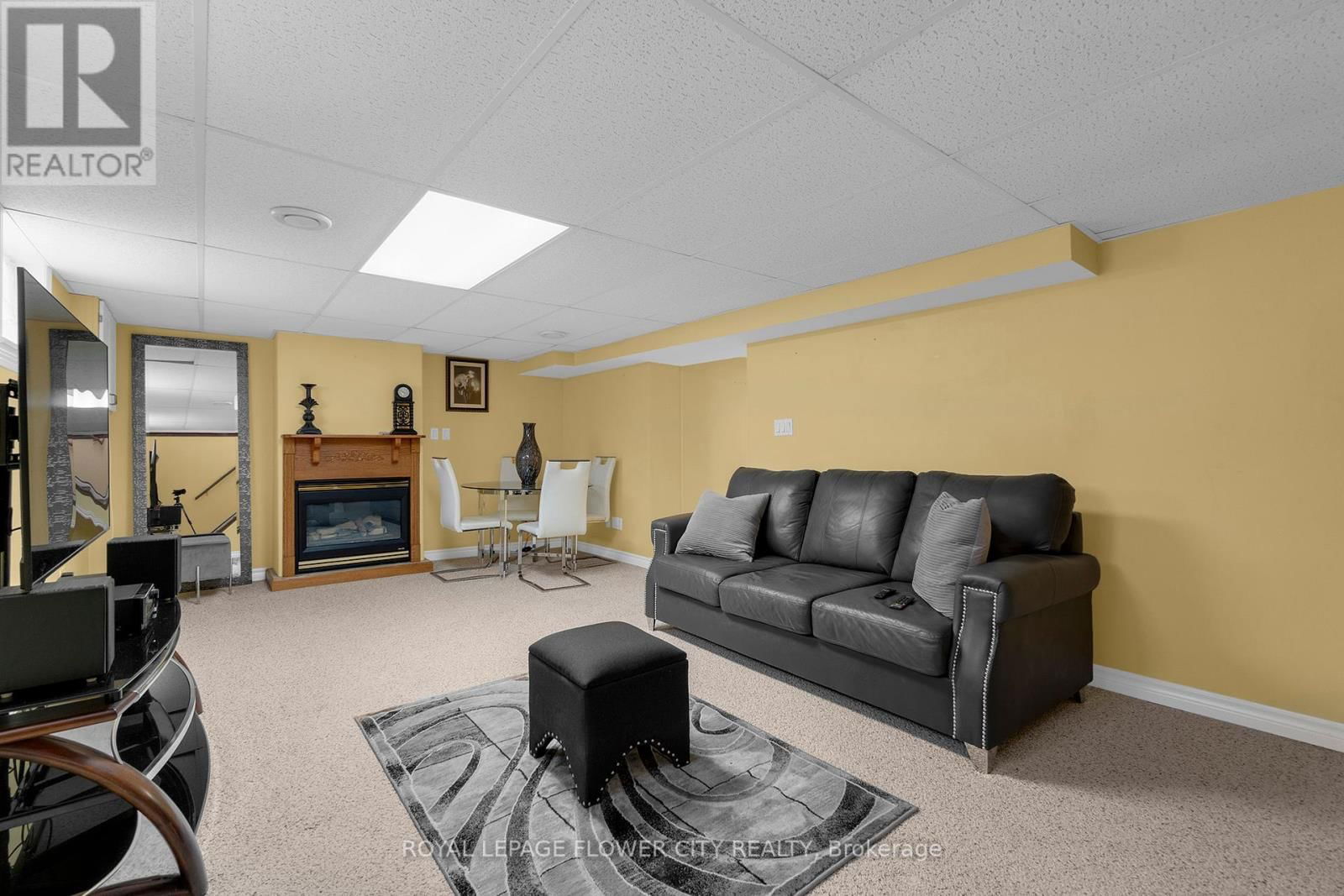 13 BAIRSTOW CRESCENT Image 25