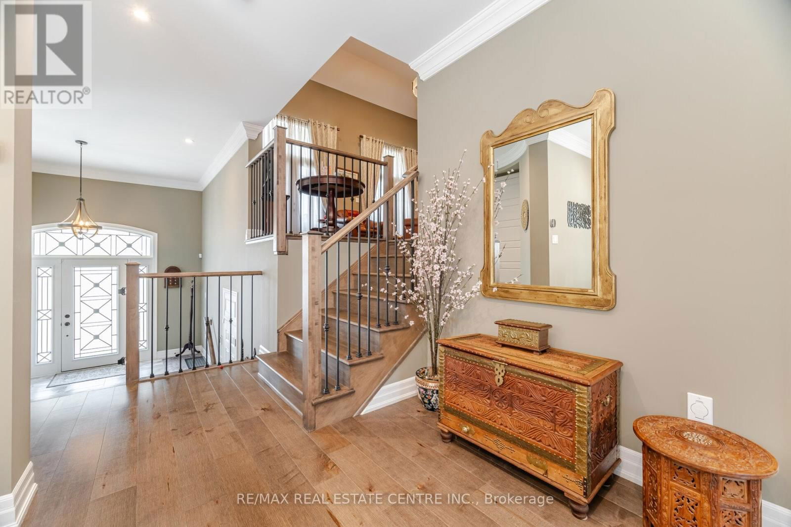 156 CAMELLIA CRESCENT Image 12