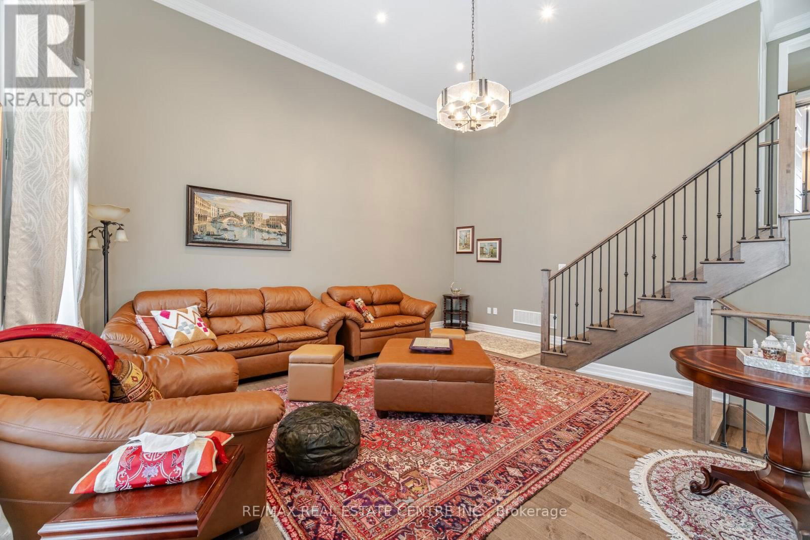 156 CAMELLIA CRESCENT Image 15