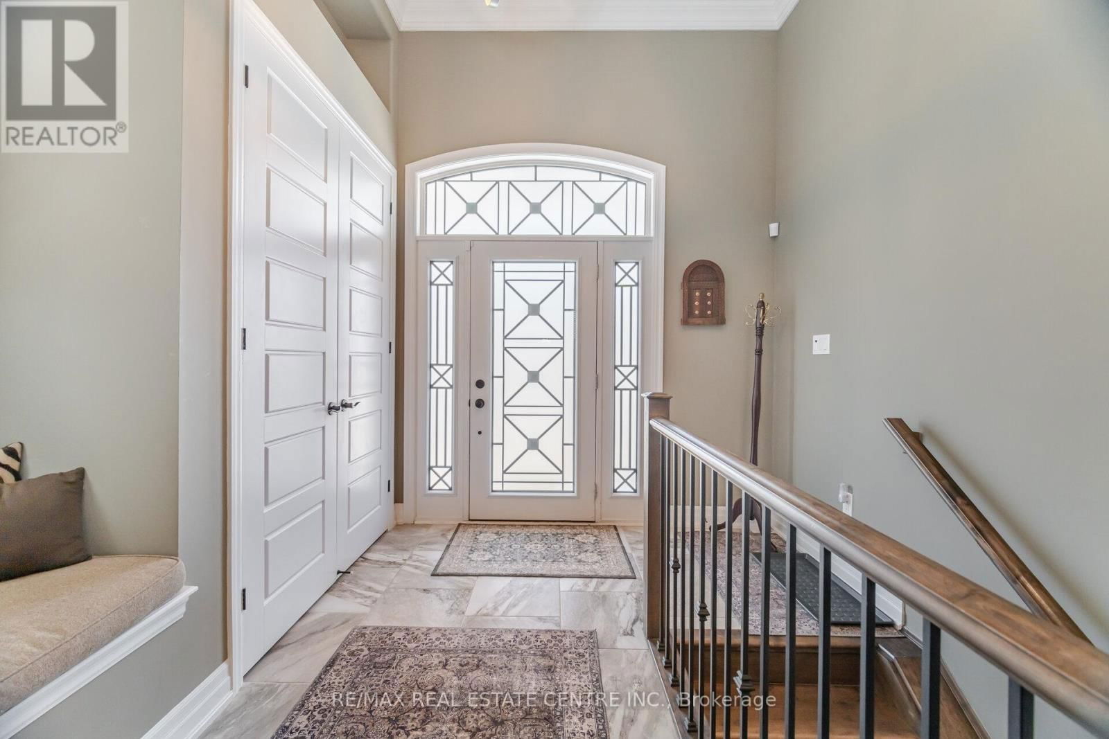 156 CAMELLIA CRESCENT Image 3