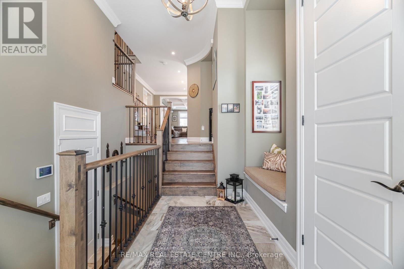 156 CAMELLIA CRESCENT Image 4
