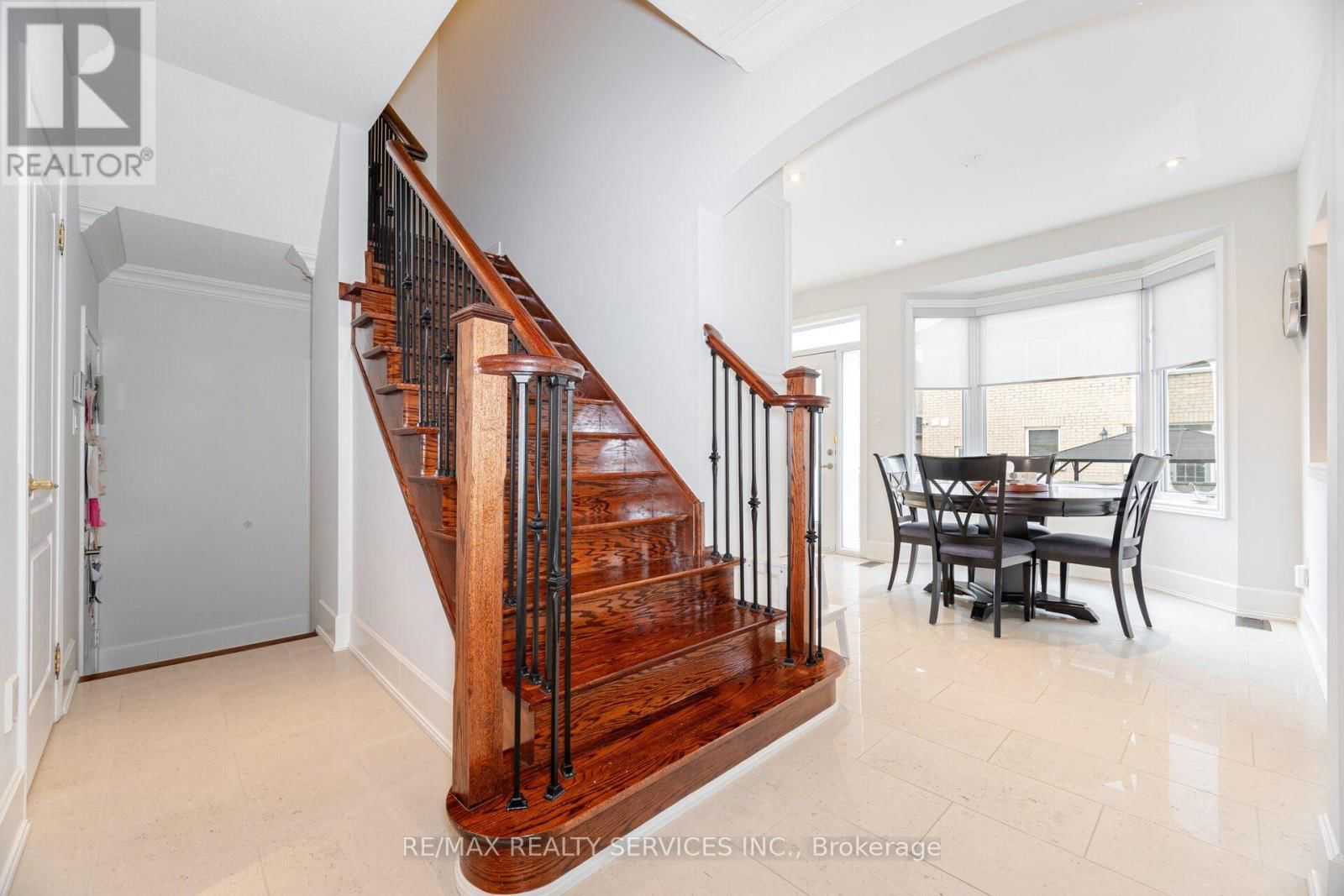 57 HAWKRIDGE TRAIL Image 22