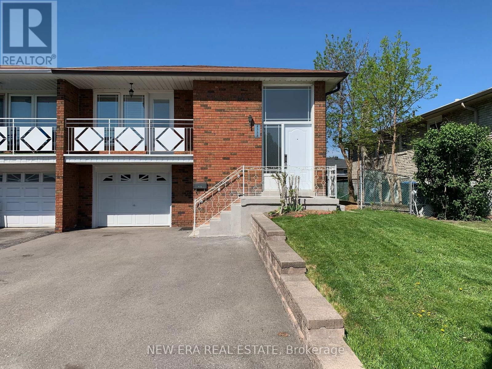 2559 KINGSBERRY CRESCENT Image 1