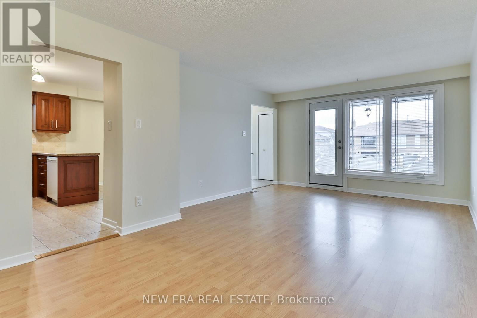 2559 KINGSBERRY CRESCENT Image 11