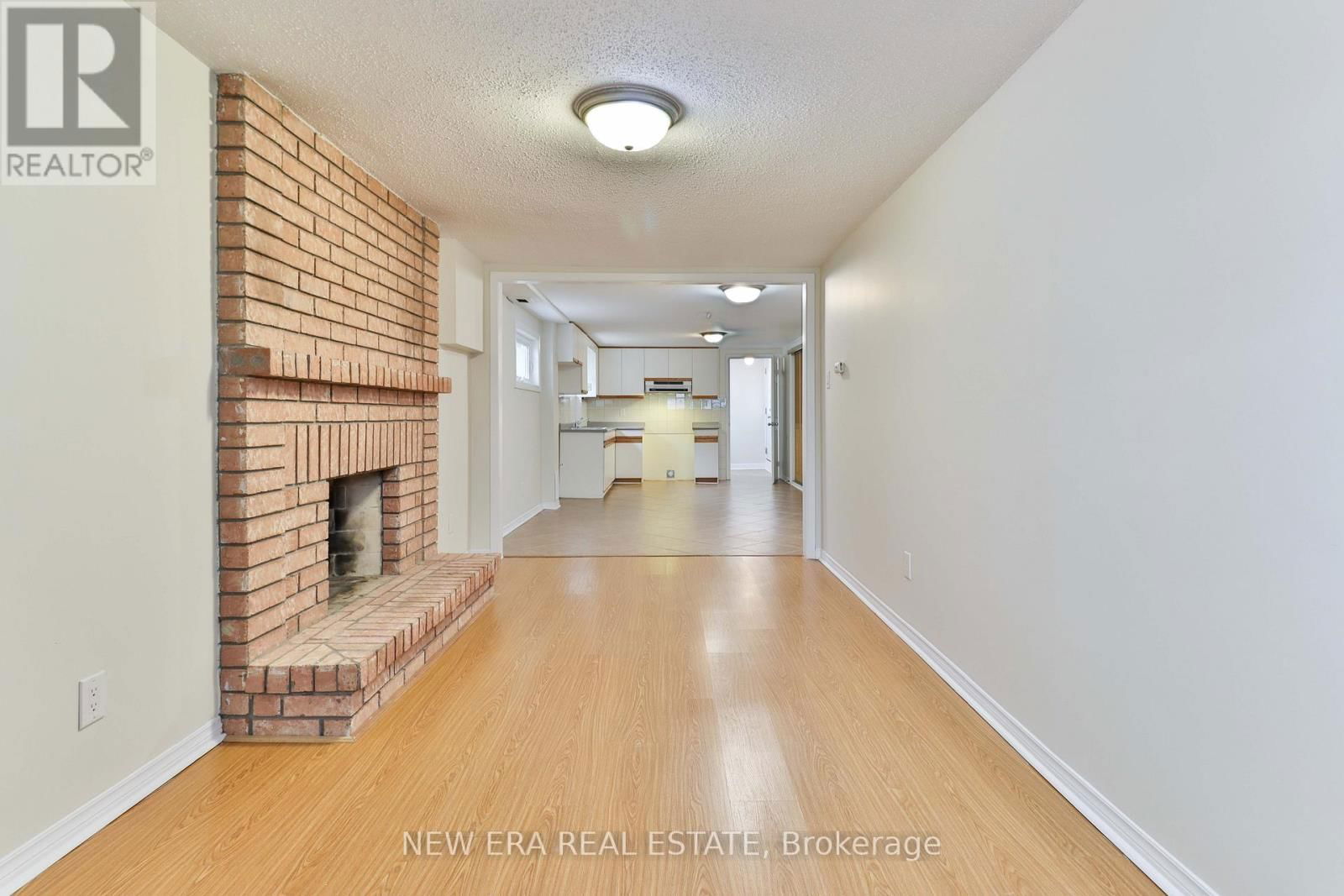 2559 KINGSBERRY CRESCENT Image 38