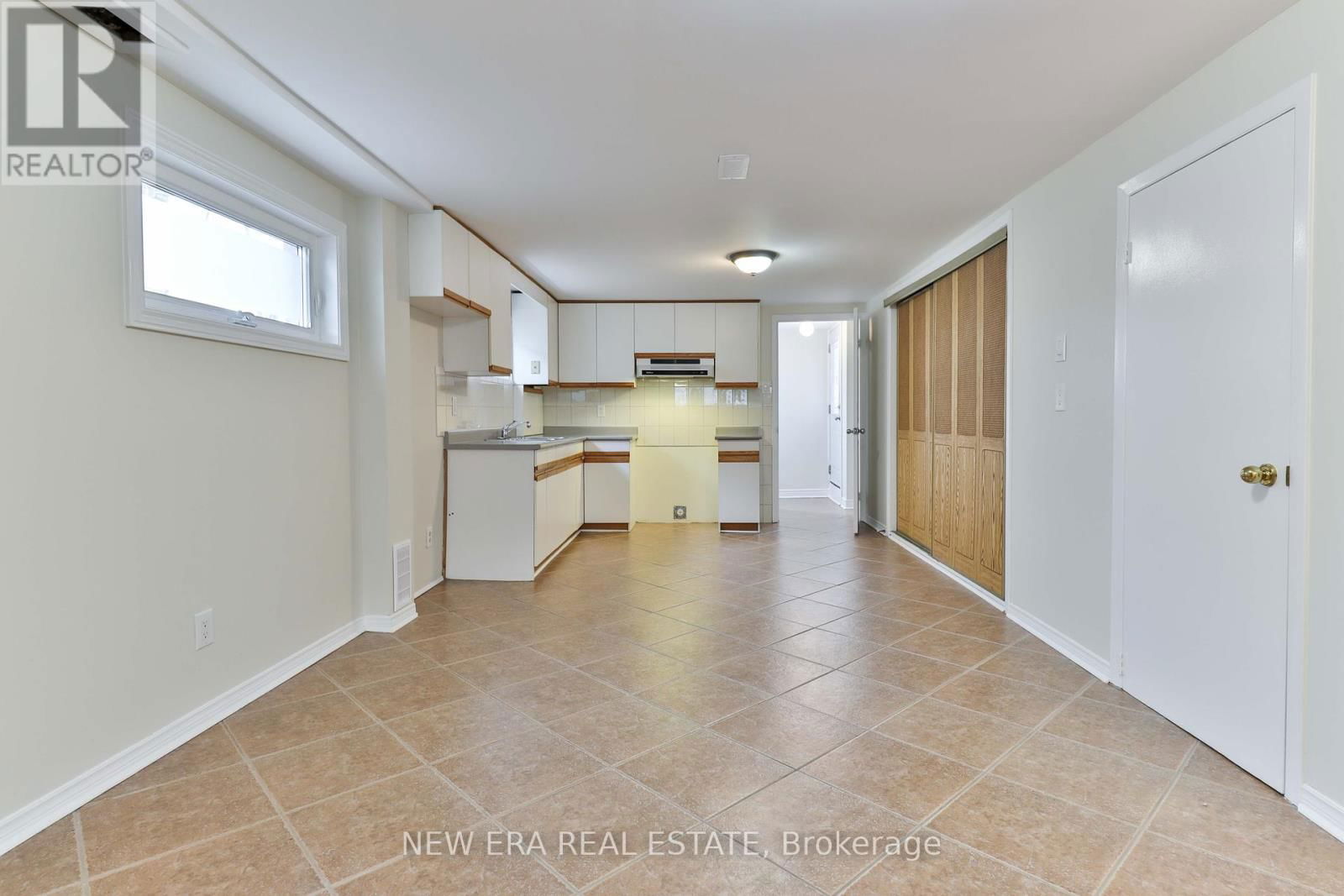 2559 KINGSBERRY CRESCENT Image 40