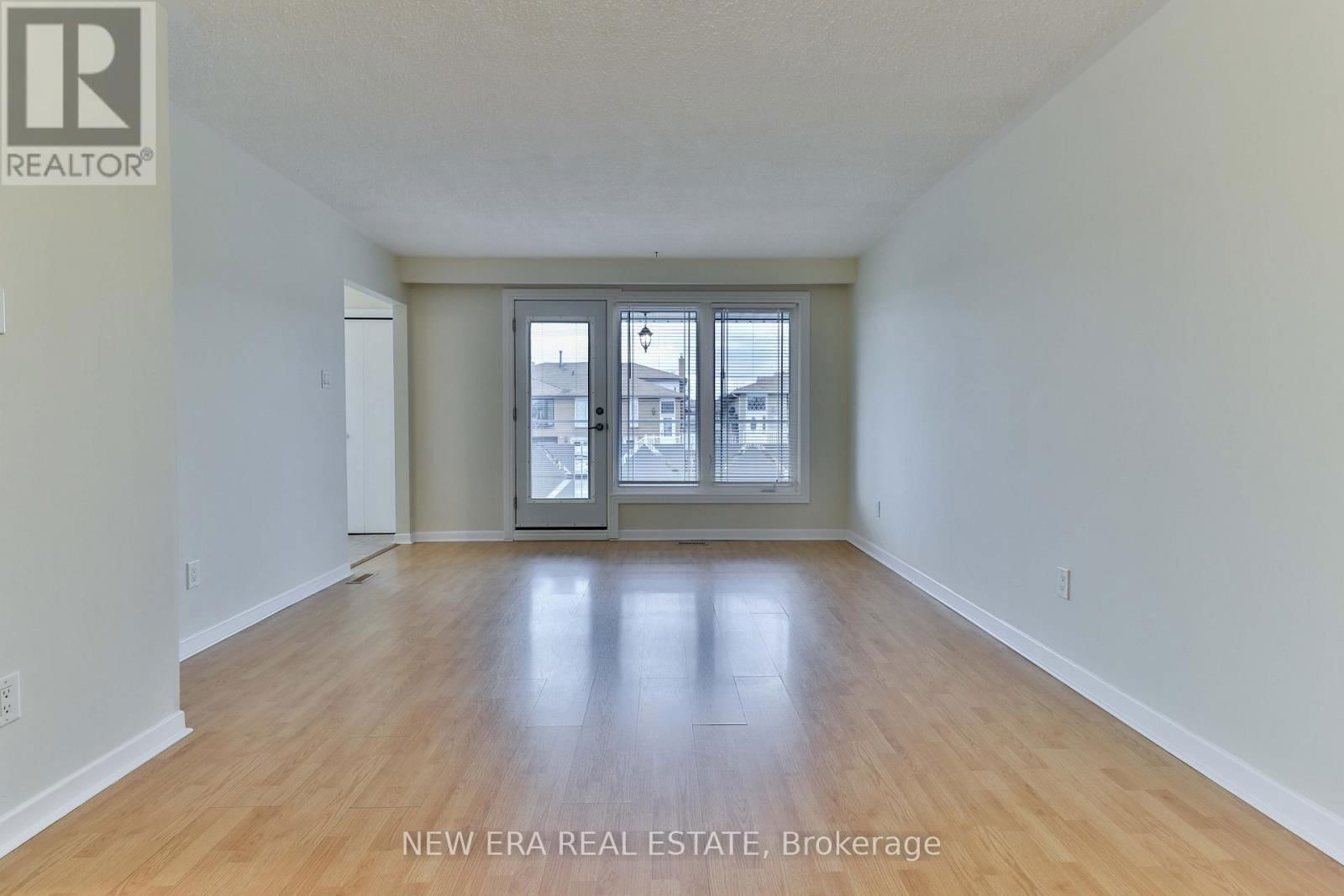 2559 KINGSBERRY CRESCENT Image 9