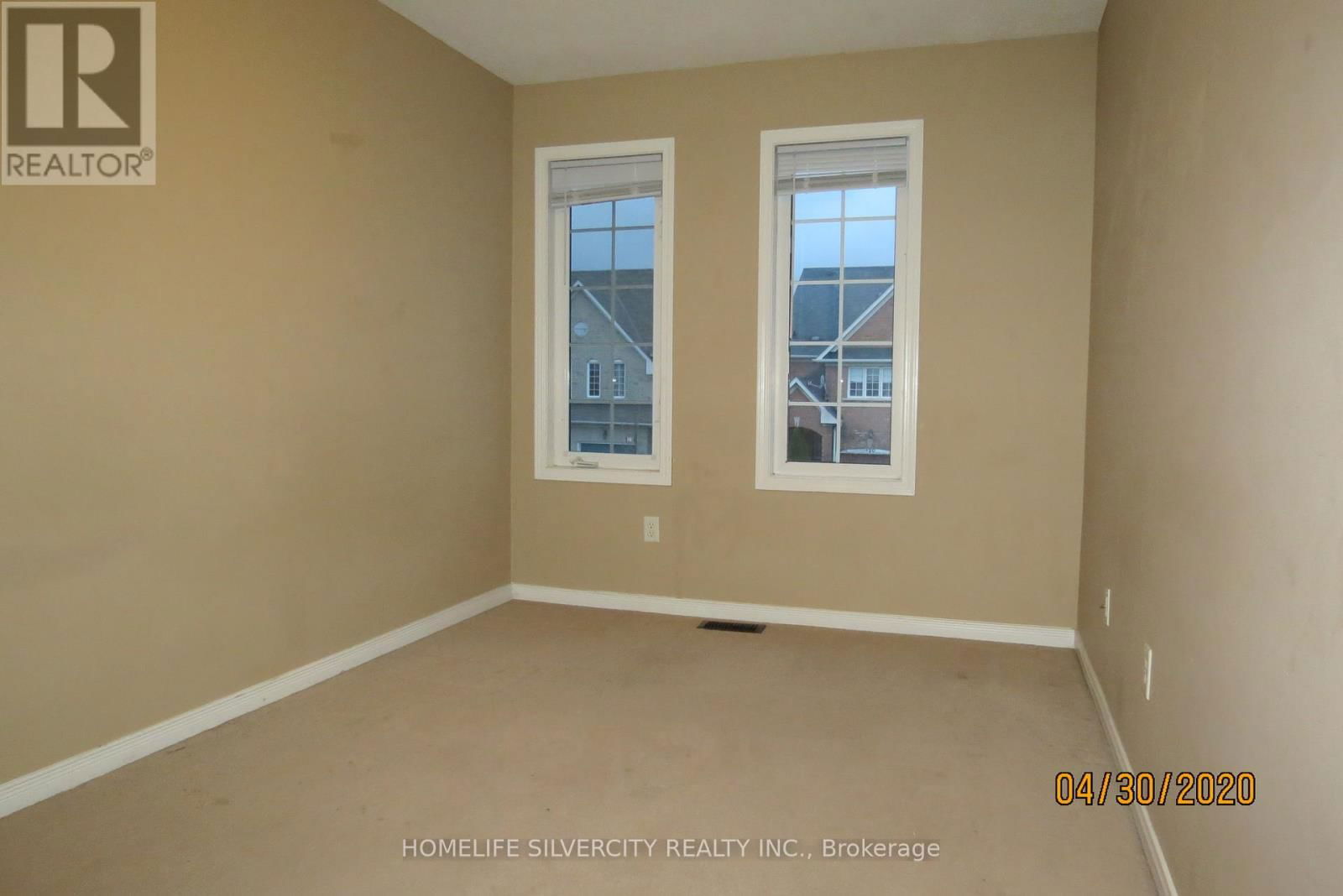 107 CADILLAC CRESCENT Image 11