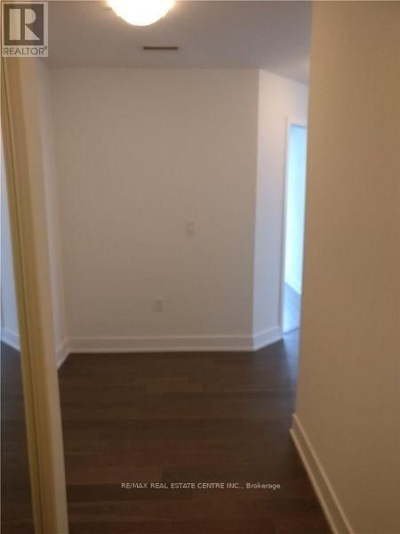 2004 - 20 SHORE BREEZE DRIVE Image 2