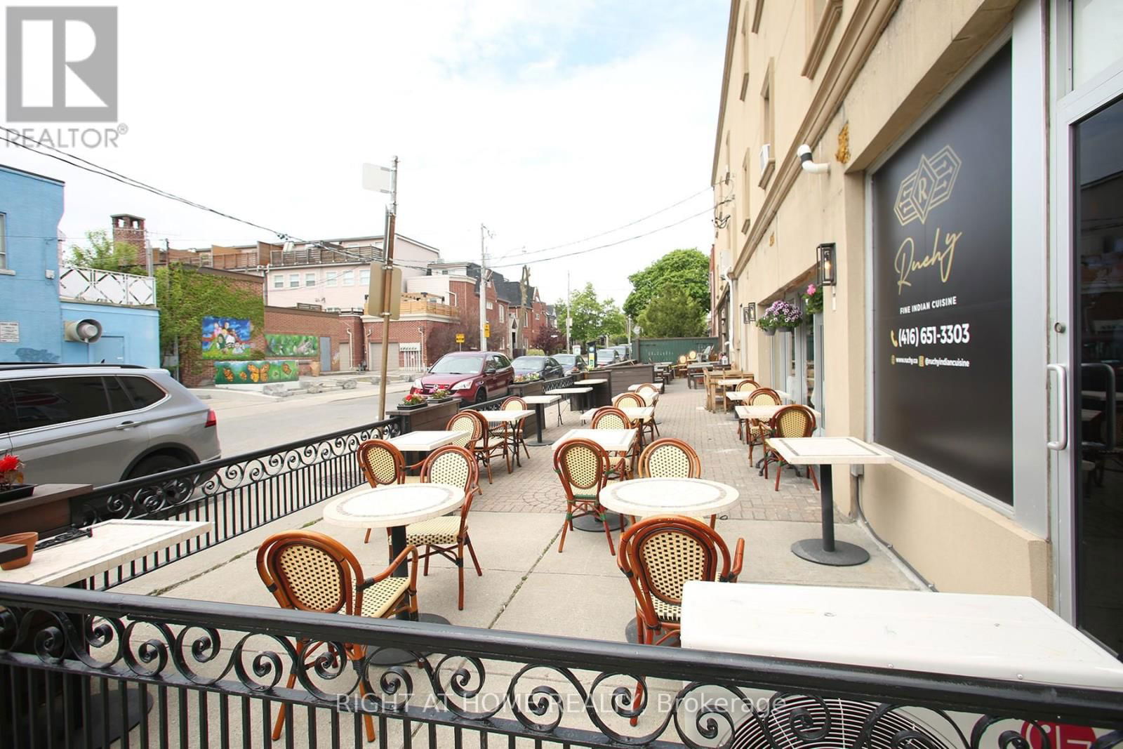 1370 ST CLAIR AVENUE WEST Image 14