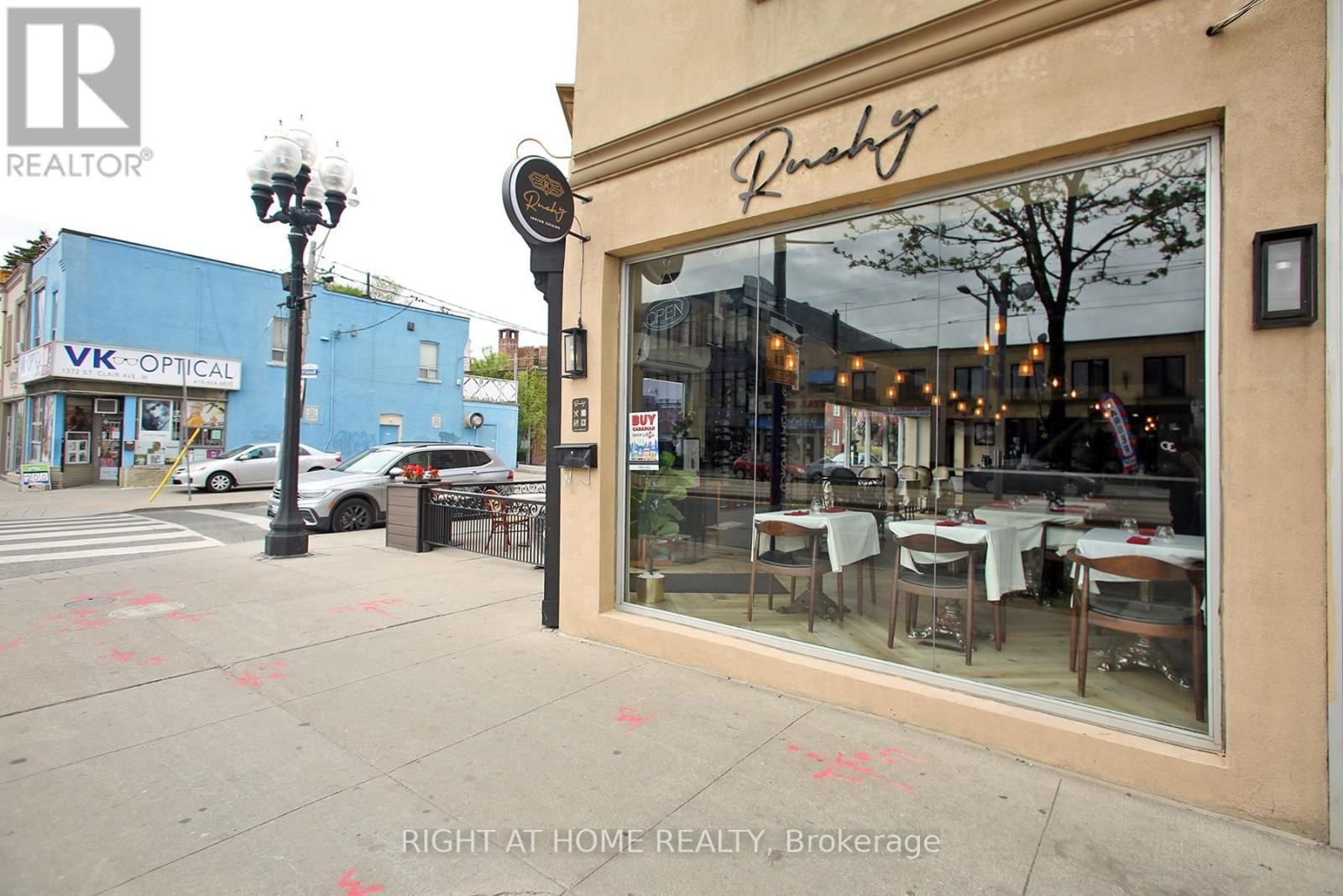 1370 ST CLAIR AVENUE WEST Image 3